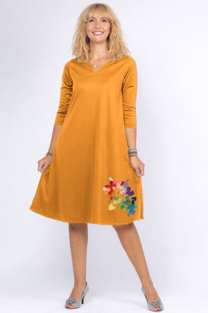 Rochii din Jerseu - Rochie mustar `A line` midi, cu decolteu traditional si floare laterala