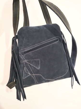 Rucsac bleumarin din piele naturala cu bufniță pictata [1]