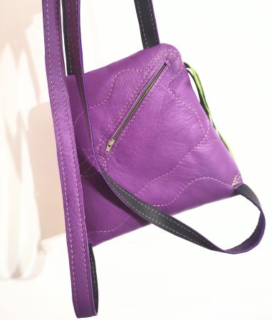 Rucsac mov din piele naturală , cu motiv floral,unicat [1]