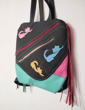 Genți si Plicuri Handmade din Piele - Rucsac multicolor ,din piele naturala ,cu pisicuțe colorate, unicat