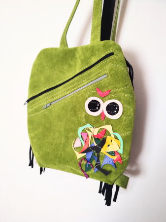 Genți si Plicuri Handmade din Piele - Rucsac olive din piele naturală cu bufnita , unicat