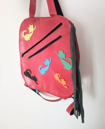Rucsac rosu,handmade, cu pisicuțe [1]