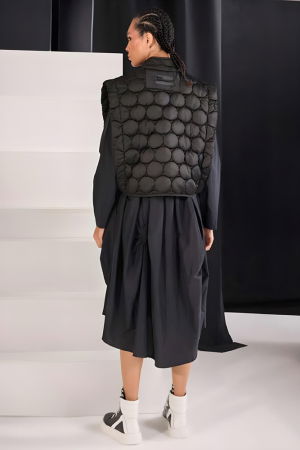 Set rochie neagra oversize cu guler tip camasa si  vesta matlasata [1]