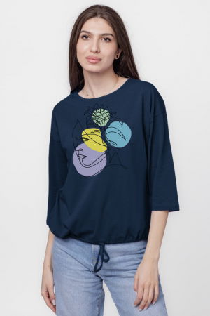 Bluze & Cămăși & Tricouri - Tricou cu maneca 3/4 din tricot de bumbac cu snur la baza, bleumarin cu imprimeu chip stilizat