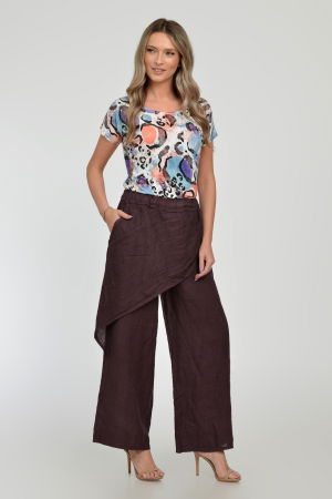 Tricou cu maneca cazuta si usor cambrat din vascoza cu imprimeu colorat pe fond alb [6]