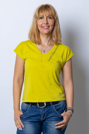 Tricou galben din bumbac "Good Girls" [3]