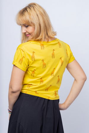 Tricou scurt, galben, din bumbac cu nod in fata si imprimeu girafe portocalii [1]