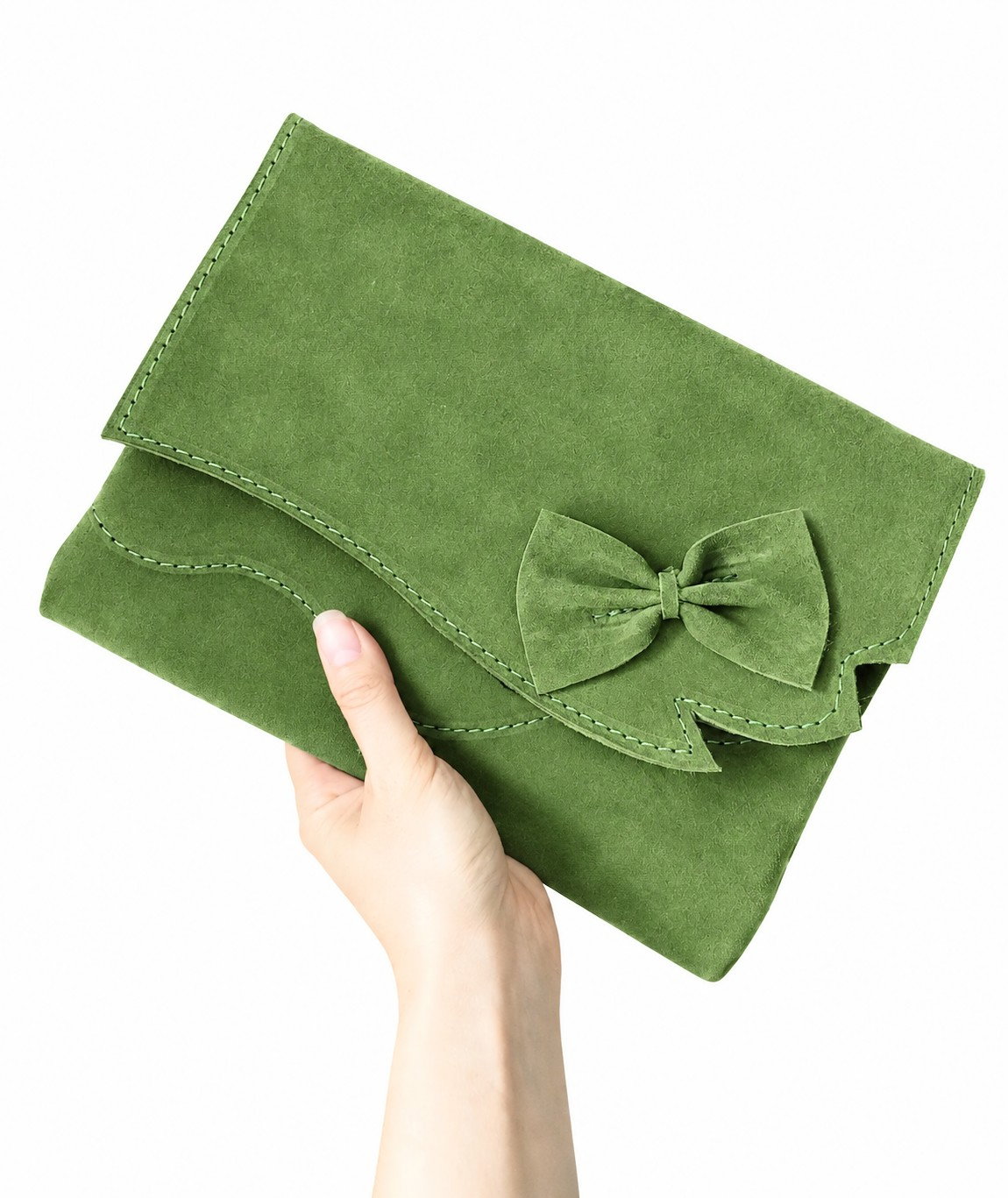 Plic verde handmade  din piele naturala intoarsa  , cu fundita cusuta