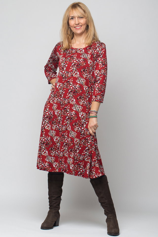 Rochie `A line` midi, rosie cu imprimeu puncte, din jerseu de vascoza