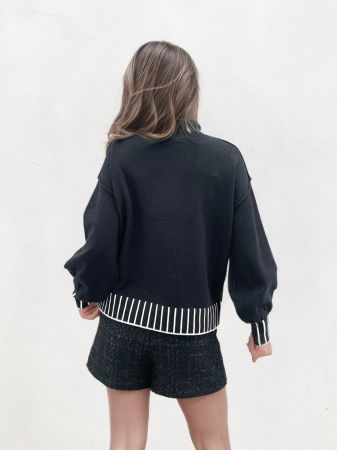 Pulover negru cu maneci usor bufante Z-101 M9 [1]