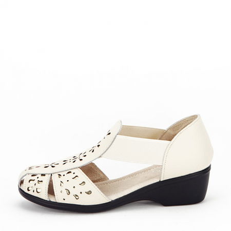 Sandale cu talpa joasa - Sandale bej din piele naturala Ozana M5