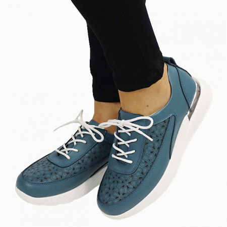 Mocasini si balerini - Sneakersi albastri din piele naturala 5108 M7