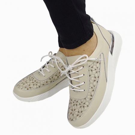 Pantofi sport si sneakers - Sneakersi bej din piele naturala 5108 M7