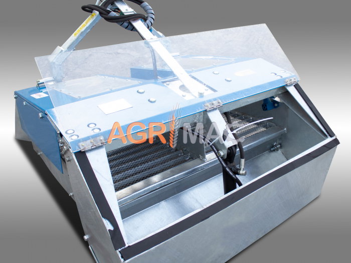 KA105 – Mașină curățat plaje tractabilă, 105 cm, sită vibratoare, PTO tractor 24–30 CP [2]