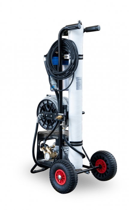 Sistem Avansat de Spălare Panouri și Geamuri - Eficiență și Tehnologie de Top [2]