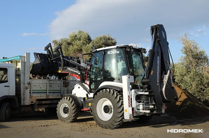 Buldoexcavator Hidromek HMK 102 B Alpha – 100 CP, 9.24T, pompa axiala BOSCH [5]