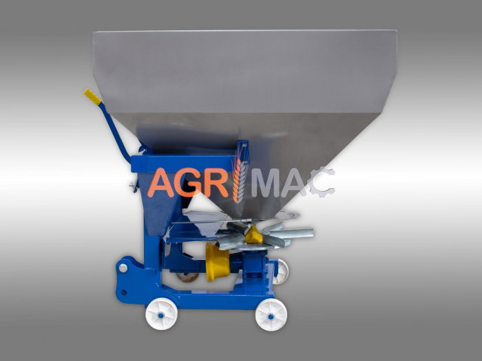Distribuitor de îngrășăminte și sărăriță L800M – 800L, 18-20m [13]