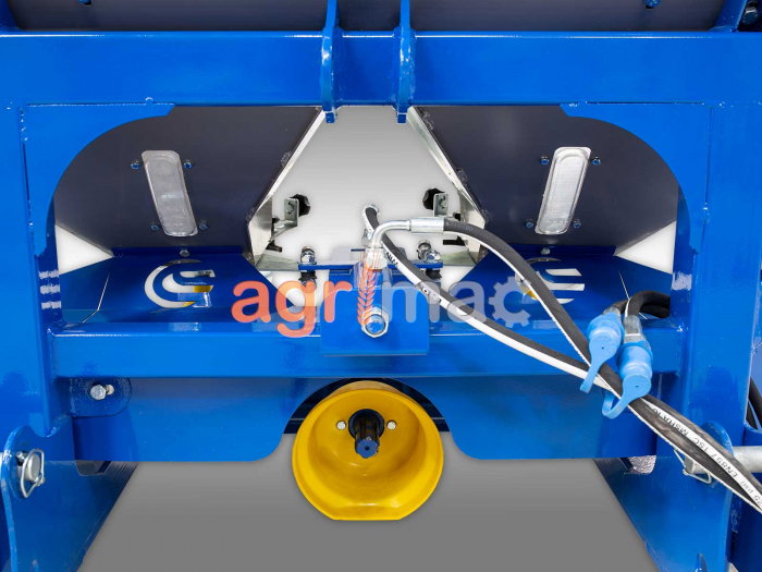 Distribuitor îngrășăminte cu 2 discuri și sărăriță hidraulică 2L1500H – 1500L, 18-20m [13]