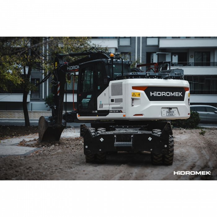 HMK 150 WR – Excavator Compact pe Roți, Motor Deutz 141 CP, Cupă 0,6 m³, Sistem Hidraulic 2×160 L/min [4]