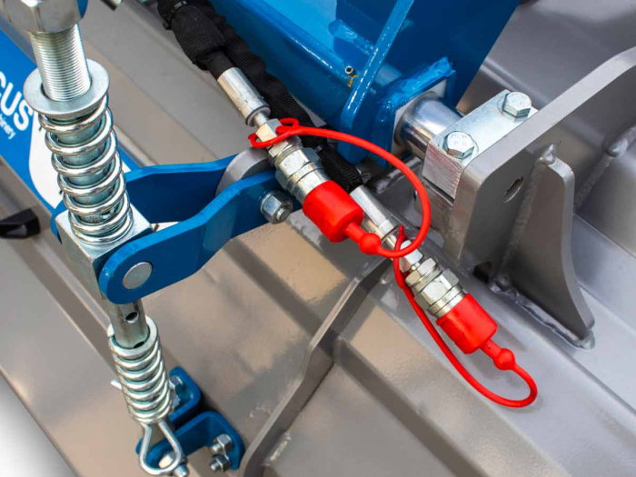 Freză profesională 1600 mm, transmisie 4 trepte [10]