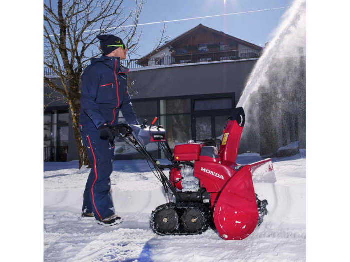 Freza de zăpadă Honda HSS 760A ETD cu motor GX200 5.6 CP și sistem pe senile [3]