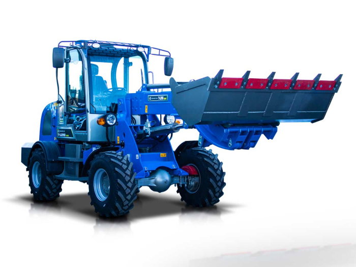 Mini încărcător frontal telescopic 60 CP, 2800 kg [2]