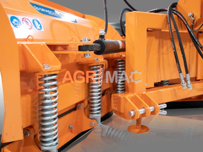 Lamă de deszăpezire hidraulică 2540 mm pentru tractor 50–90 CP [12]