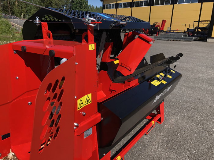 Linie de tăiere și despicare lemne Japa 365+ PRO Finlanda – Motor electric 7.5 kW [13]