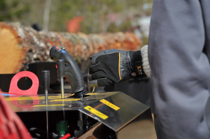 Japa® 435 E – Procesator Lemn Electric 15 kW cu Sistem Perfect Split & Clean, Diametru Buștean 43 cm [7]