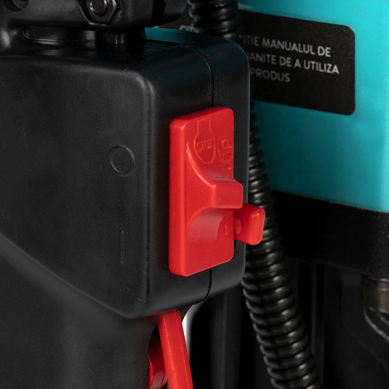 Mașină de bătut stâlpi DZ-C233 – motor 52 CC, Ø stâlpi 20–99 mm, cutie BMC [9]