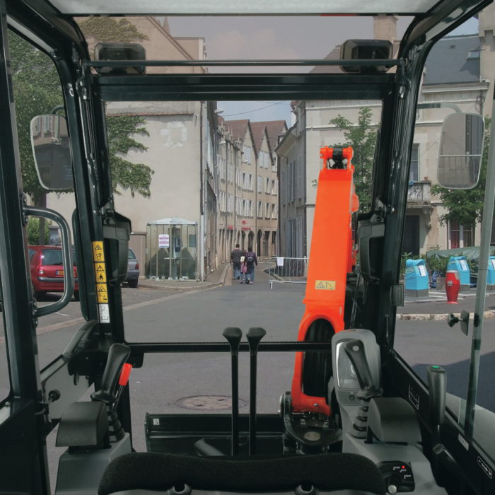 Miniexcavator Kubota KX027-4 – 26 CP, 2.7T, motor diesel [7]