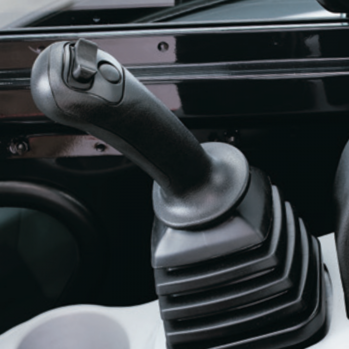 Miniexcavator Kubota KX037-4 – 24.2 CP, 3.5T, diesel compact [5]