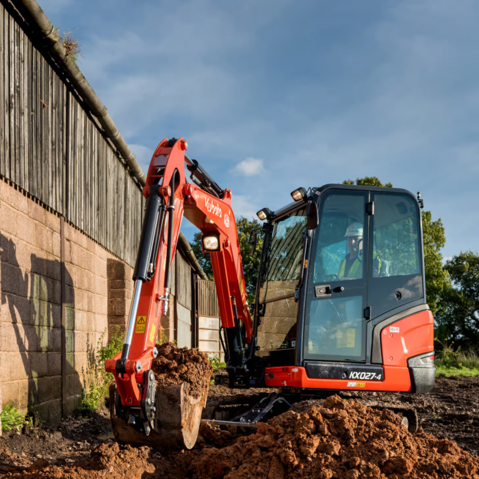 Miniexcavator Kubota KX027-4 – 26 CP, 2.7T, motor diesel [4]