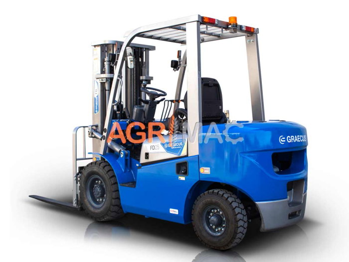 Motostivuitor diesel Clark 2.5T Xinchai C490 cu catarg Triplex 4500 mm și furci 1220 mm [4]