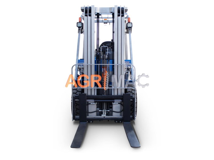 Motostivuitor diesel Clark 2.5T Xinchai C490 cu catarg Triplex 4500 mm și furci 1220 mm [6]