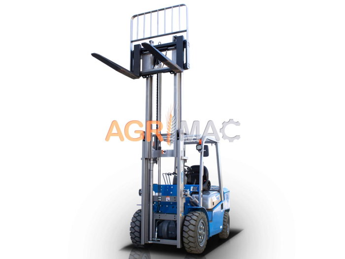 Motostivuitor diesel Clark 3.5T Xinchai A498BT1 cu catarg Duplex 3000 mm și furci 1220 mm [3]