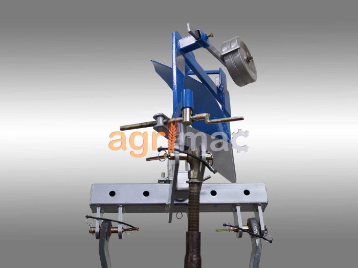 Plug MOA6‑M – Plug monocorp reglabil pentru tractoare 10‑30 CP, cu cuțit frontal detașabil și roată de sprijin [8]