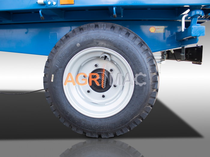 Remorcă agricolă MT3000-3H – 3000 kg, basculare hidraulică triplă, frâne ADR [6]