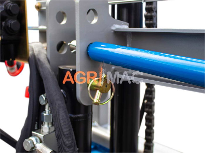 Stivuitor tractor 800 kg, ridicare 1800 mm, cu deplasare laterală [8]