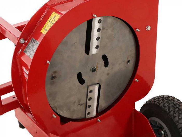 Performanță Superioară în Tocarea Vegetației | Tocător TRIBIG10HP | Disponibil Acum [13]