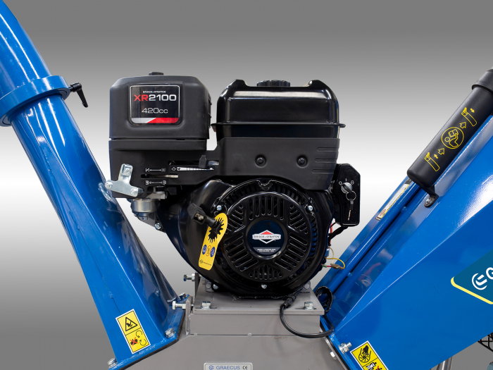 Tocator hibrid de crengi si resturi vegetale profesional, 15 CP KBD12 [9]