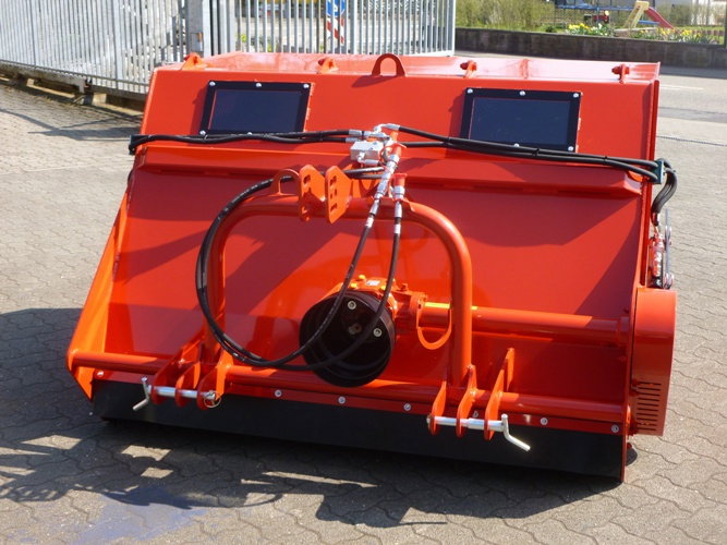 Tocător cu colector 1.40 m Fehrenbach Maschinen – PTO 540 rpm, 20–40 CP, colector 1.15 m³ [3]