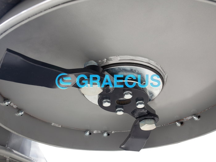 Tocător de Vegetație DTS170-h cu Deplasare Hidraulică [15]