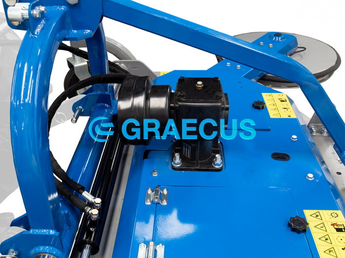 Tocător de Vegetație DTS170-h cu Deplasare Hidraulică [18]