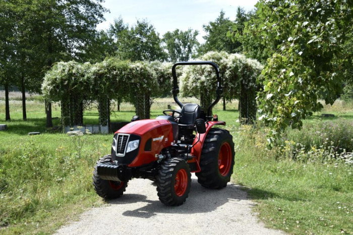 Shibaura SB50h – Tractor compact 48 CP cu roți agricole, PTO 540/540Eco, hidrostatic, ridicare 1500 kg [5]