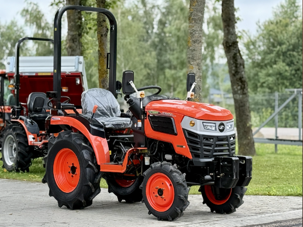 Tractor compact Hinomoto HM3020 – 20 CP, 4x4, PTO 540/1000 rpm, motor 3 cilindri diesel [5]