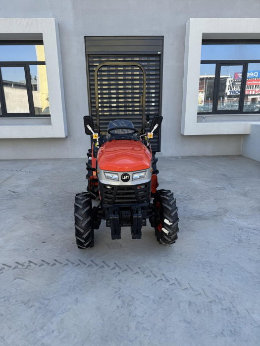 Tractor Hinomoto HM3025 – 25 CP, 3 cilindri, 4x4, PTO 540/1000 rpm, direcție hidrostatică [3]