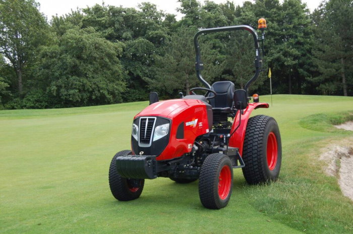 Shibaura SB36h – Tractor compact 35 CP, transmisie HST 3 trepte, PTO 540/750, ridicare 1500 kg, direcție asistată [12]