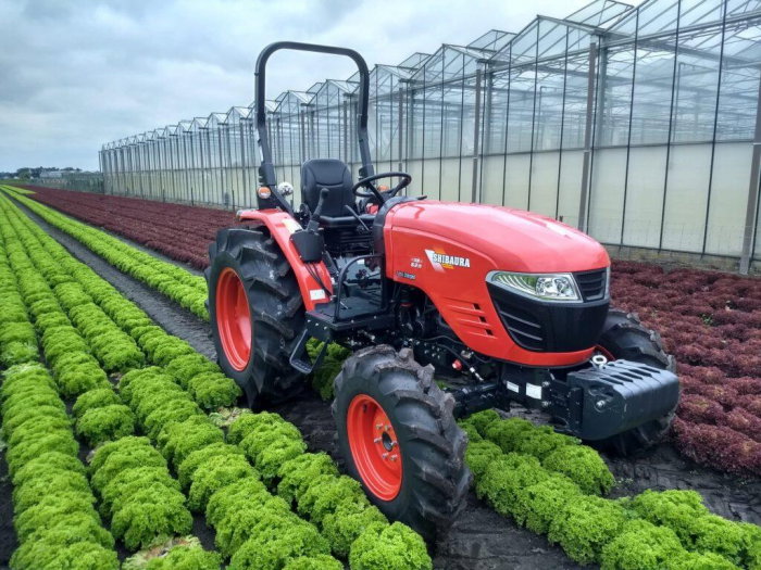 Shibaura SB62m – Tractor compact 60 CP, 4×4, transmisie 12x12 sincronizată, PTO 540/750, 4 supape hidraulice, greutăți frontale [4]