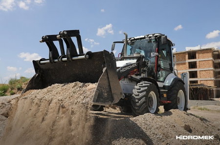 Buldoexcavator Hidromek HMK 102 B Alpha – 75 CP, 9.24T, diesel performant [2]